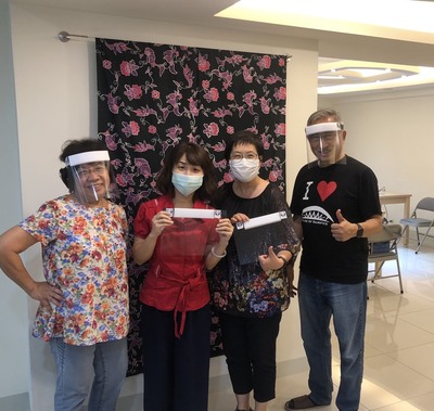 關懷高雄市印尼之友協會，防疫一把「罩」